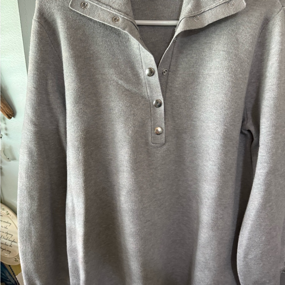 Soft Surroundings Light Gray Knit Top